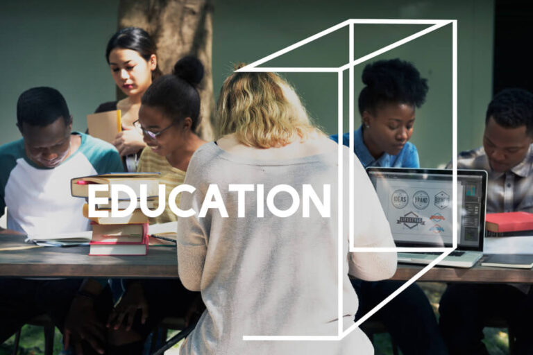 The Education of the Future Goes Beyond Static Materials